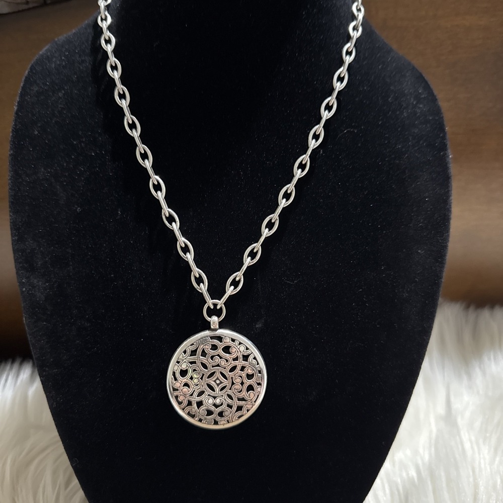 Brighton SERENDIPITY Silver Tone Cutout Round Medallion Pendant Adj Necklace
